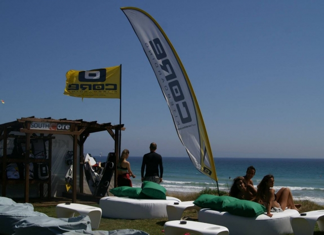  我们在海滩上的休息区 